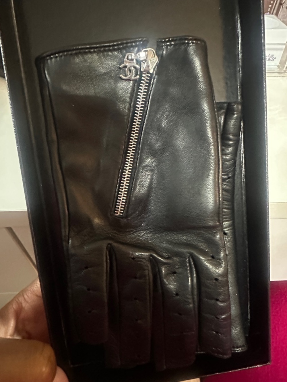CHANEL Black Leather Gloves with Silver Zip Detail